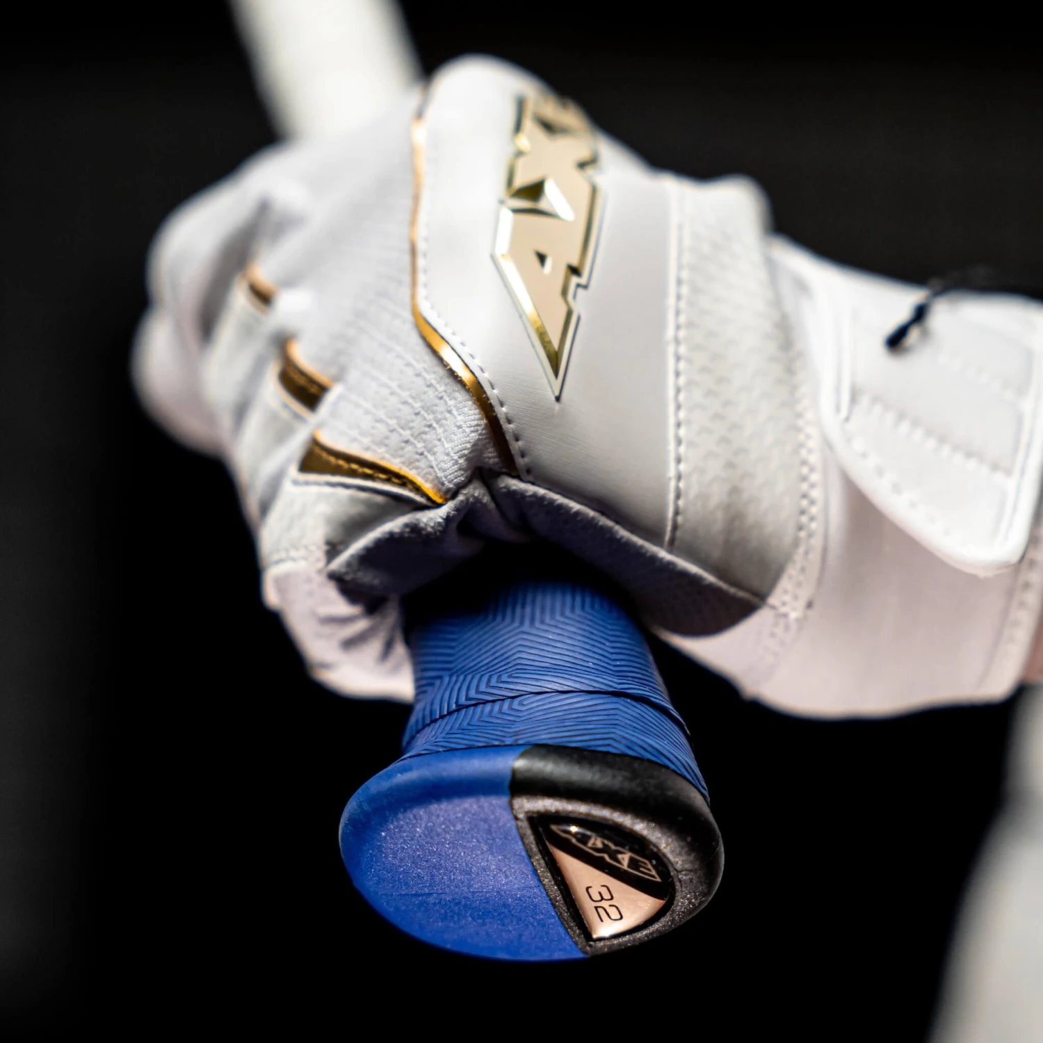 2023 AXE Avenge Pro (-10) 2 3/4" USSSA Baseball Bat: L148K 3 2023 AXE Avenge Pro (-10) 2 3/4" USSSA Baseball Bat: L148K - Image 3