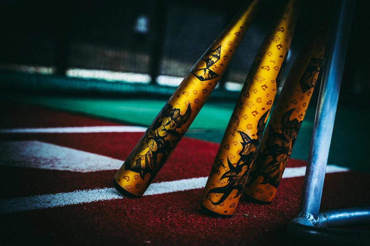 2023 DeMarini Voodoo One Gold BBCOR (-3) Baseball Bat: WBD2352010 3 2023 DeMarini Voodoo One Gold BBCOR (-3) Baseball Bat: WBD2352010 - Image 3