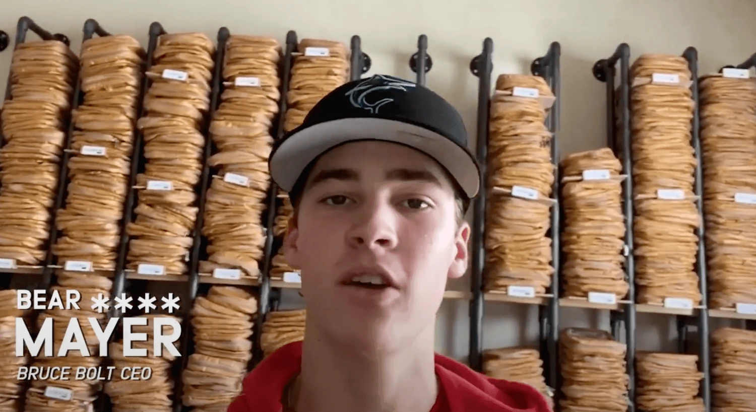 Bruce Bolt PREMIUM PRO Short Cuff Batting Gloves: GREEN 2 Bruce Bolt PREMIUM PRO Short Cuff Batting Gloves: GREEN - Image 2