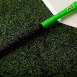 2023 Miken Limited Edition Freak "Lucky" 12.5" USSSA Slowpitch Softball Bat: MSU3FLKL -Baseball Gear Store MSU3FLKL Lifestyle 4